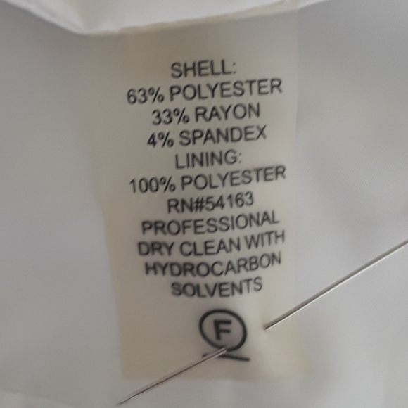 Colorblock Trimmed Dress. - Picture 3 of 3